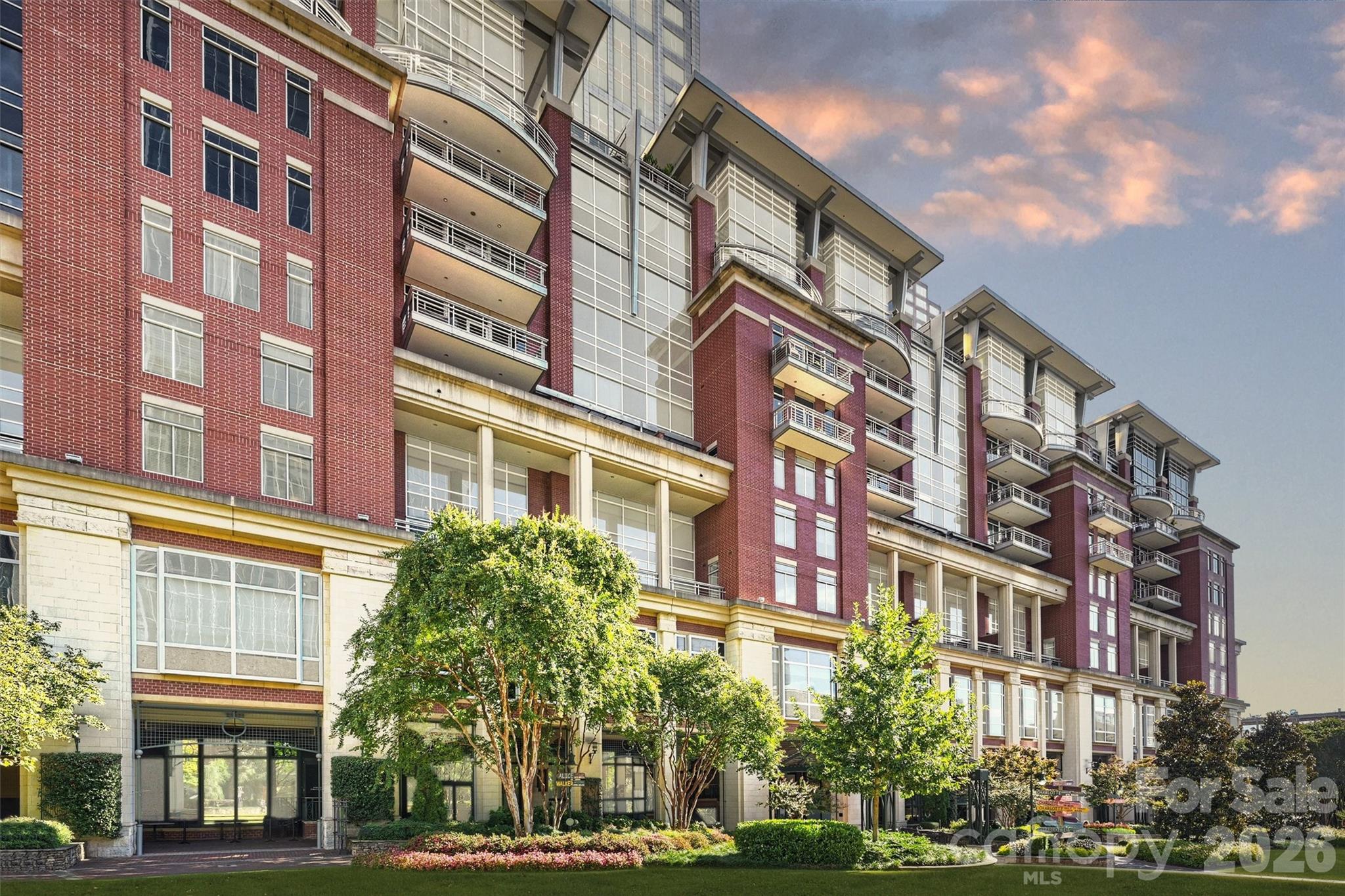 435 S Tryon Street Charlotte NC 28202