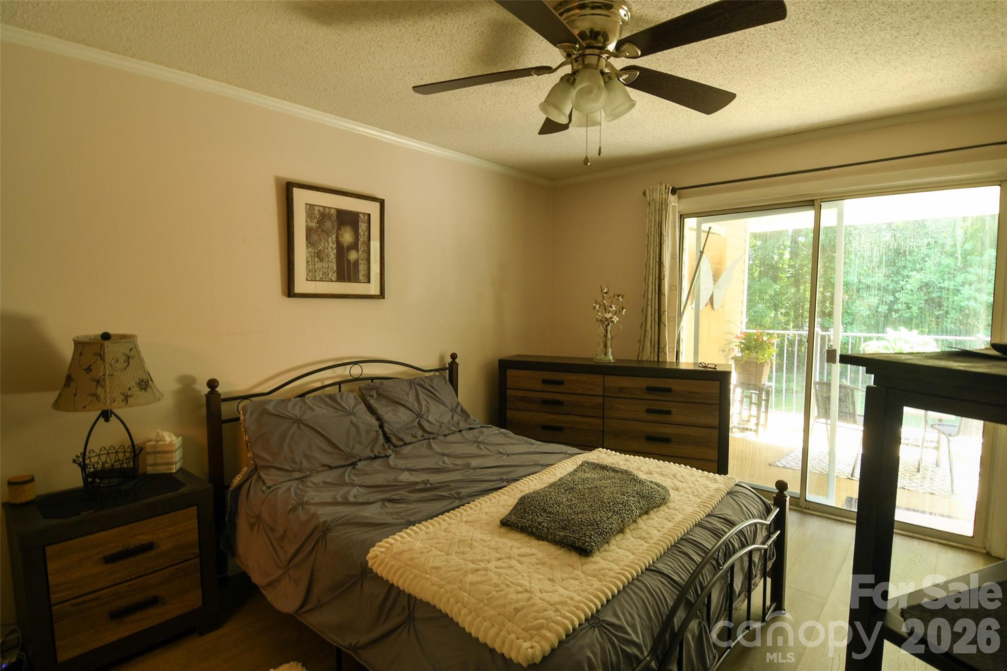 1046 Surry Lane Gastonia NC 28054
