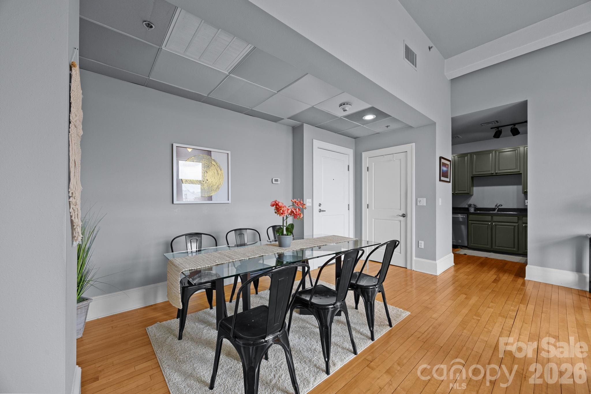84 W Walnut Street Asheville NC 28801