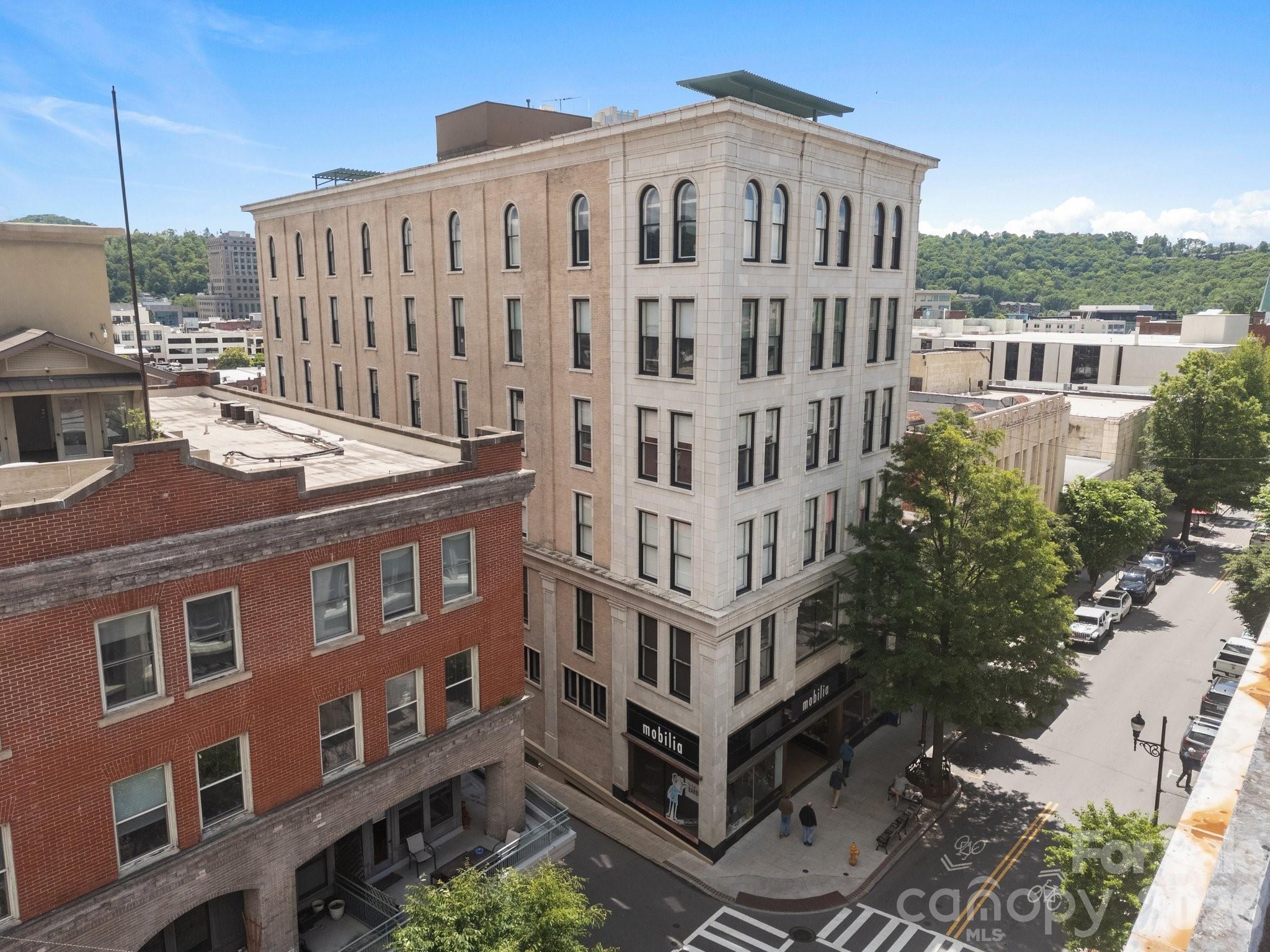 84 W Walnut Street Asheville NC 28801