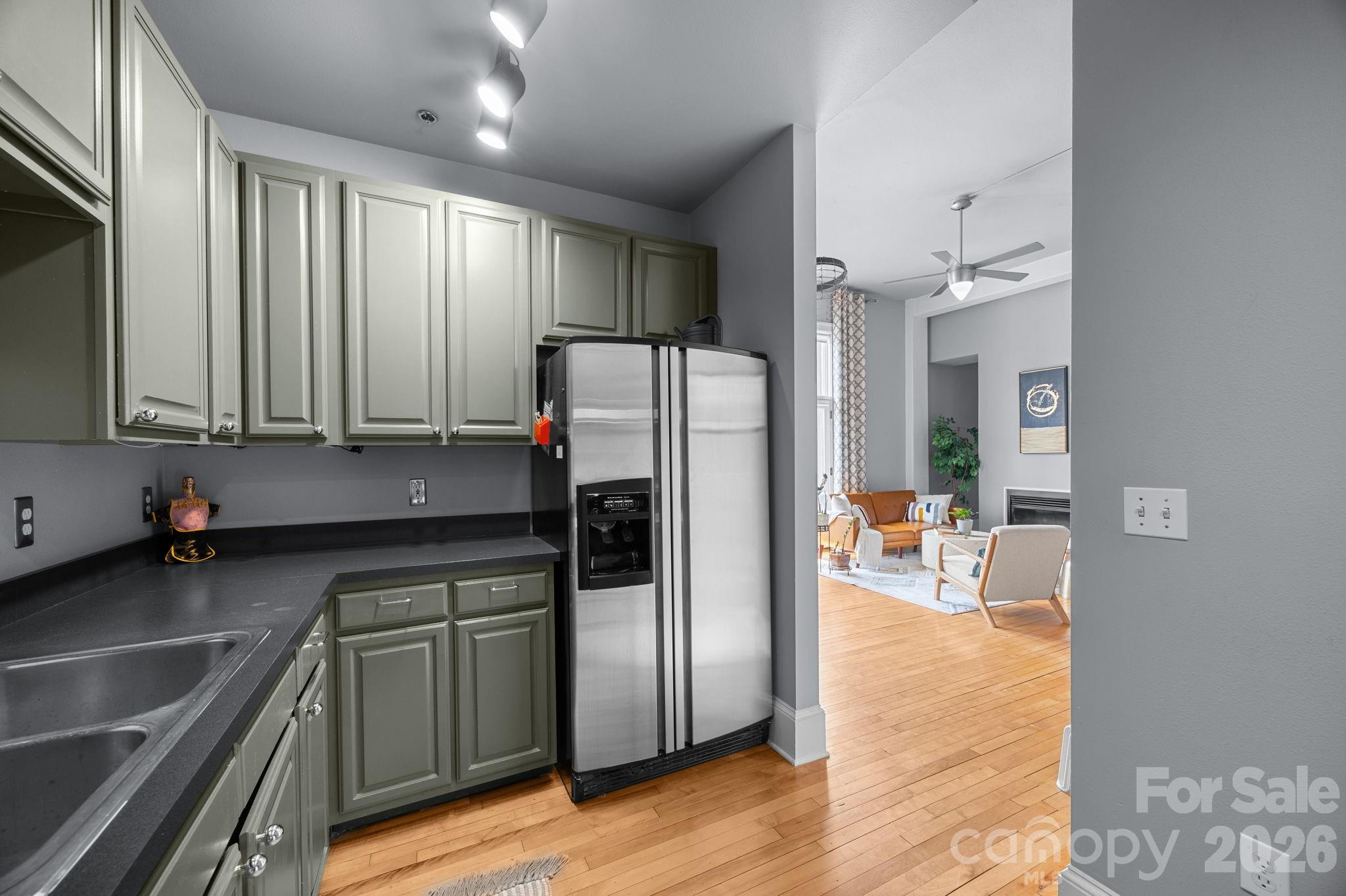 84 W Walnut Street Asheville NC 28801