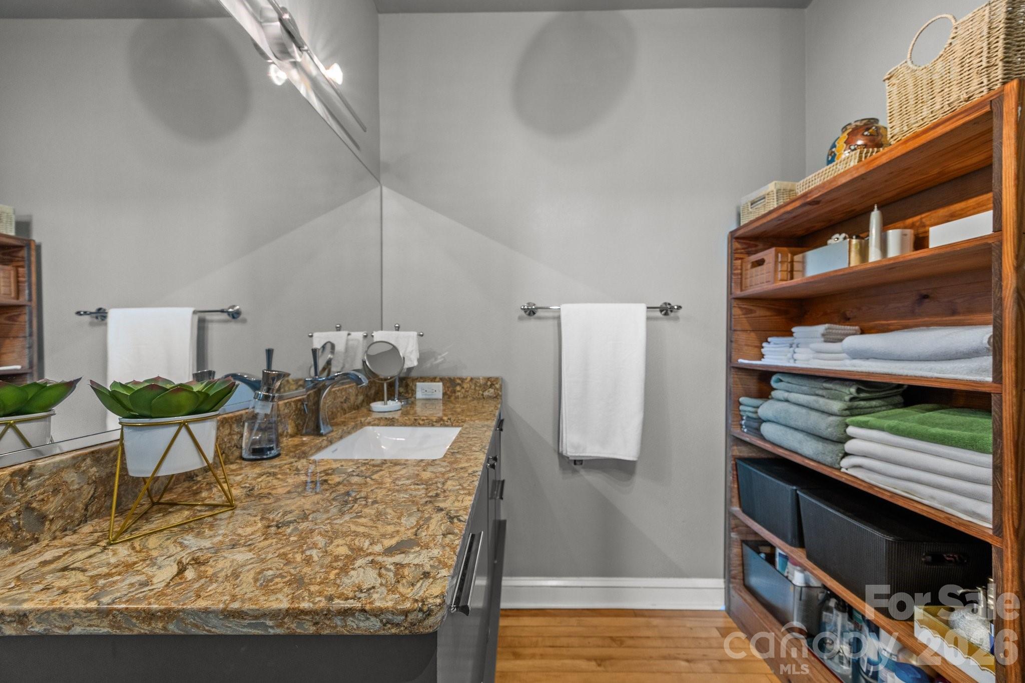 84 W Walnut Street Asheville NC 28801
