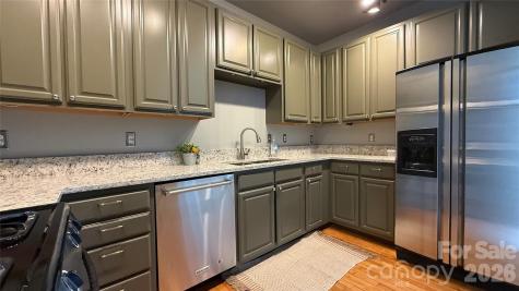 84 W Walnut Street Asheville NC 28801