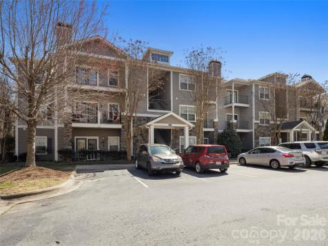 900 Vista Lake Drive Candler NC 28715