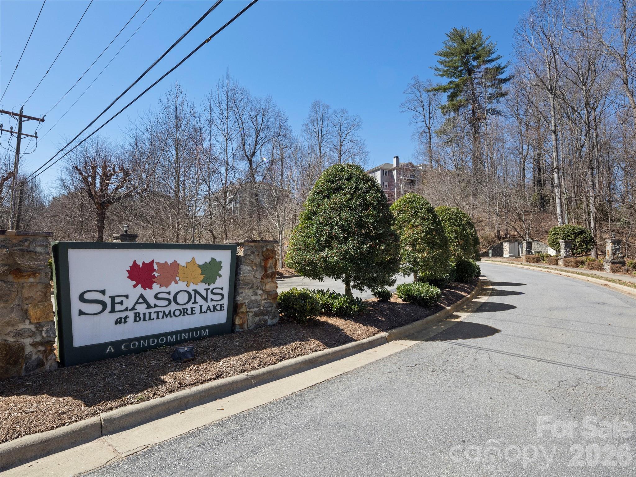 900 Vista Lake Drive Candler NC 28715