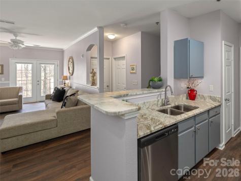 900 Vista Lake Drive Candler NC 28715