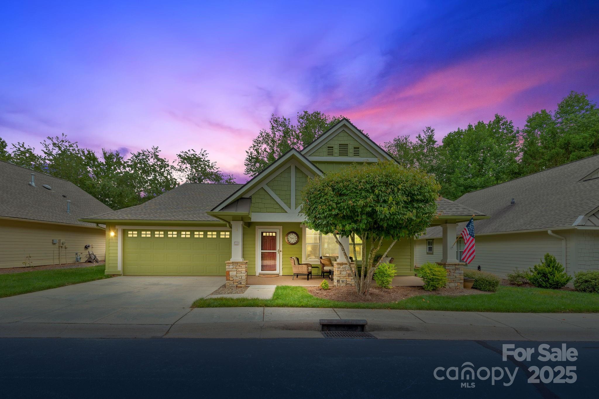 44 Gray Wolf Lane Hendersonville NC 28792