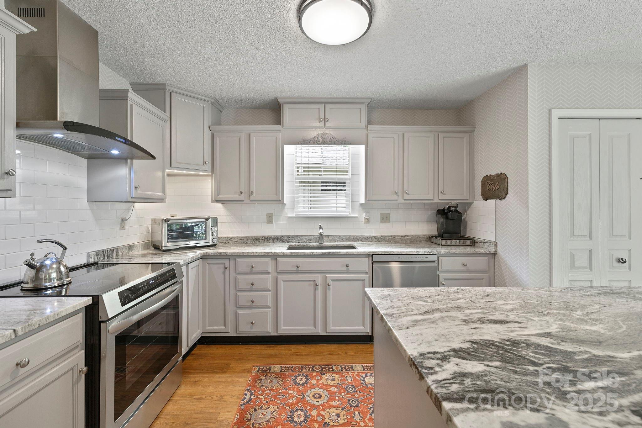 44 Gray Wolf Lane Hendersonville NC 28792