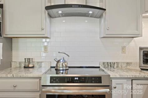 44 Gray Wolf Lane Hendersonville NC 28792