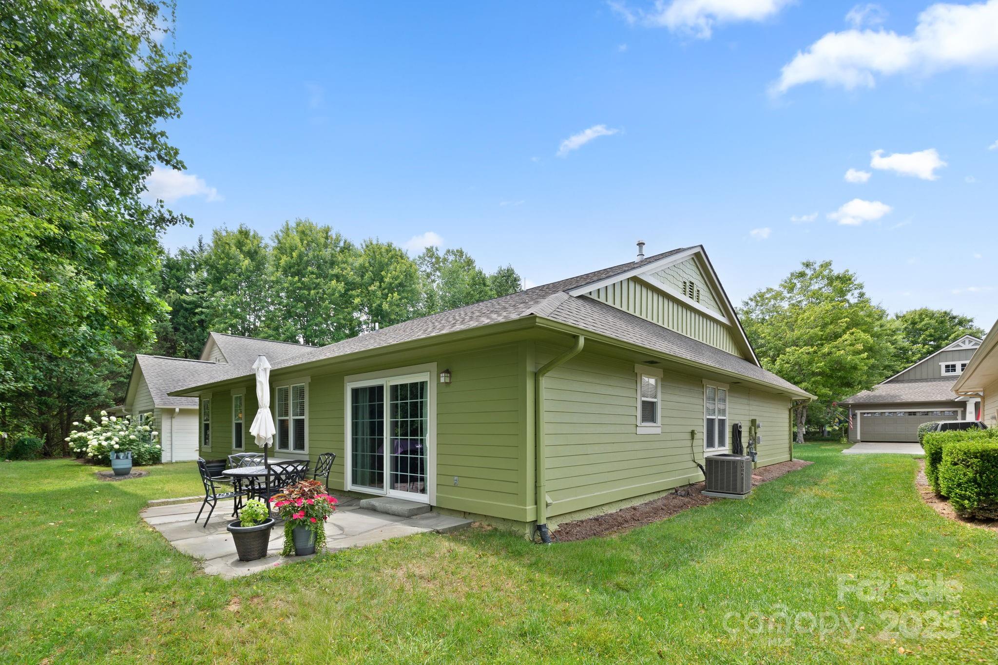 44 Gray Wolf Lane Hendersonville NC 28792