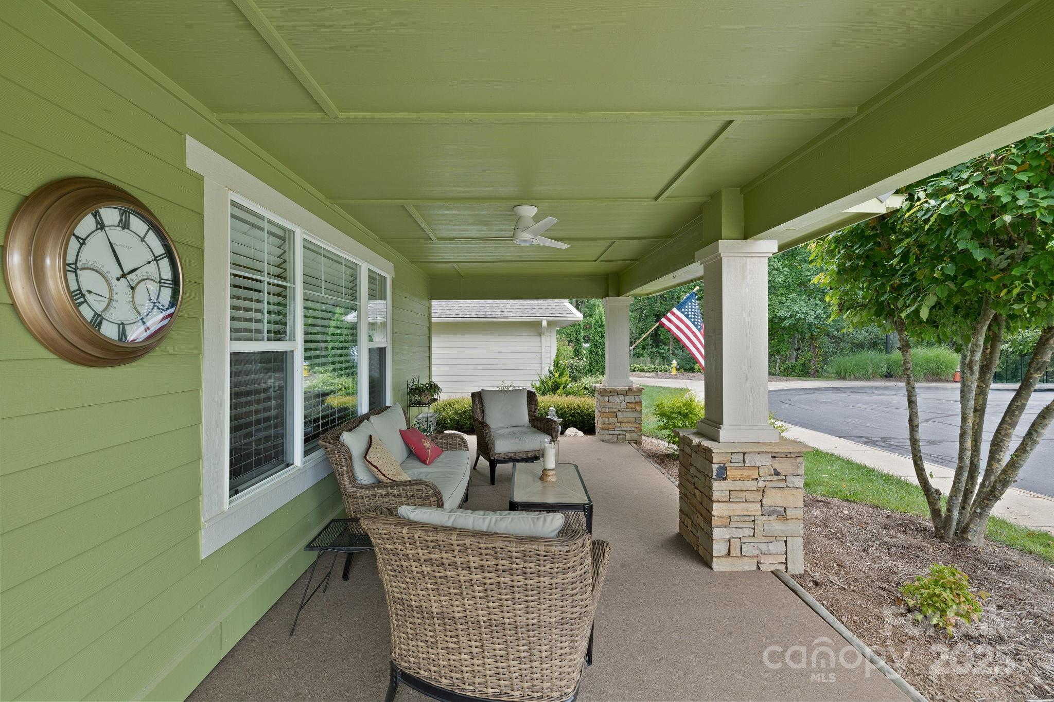 44 Gray Wolf Lane Hendersonville NC 28792