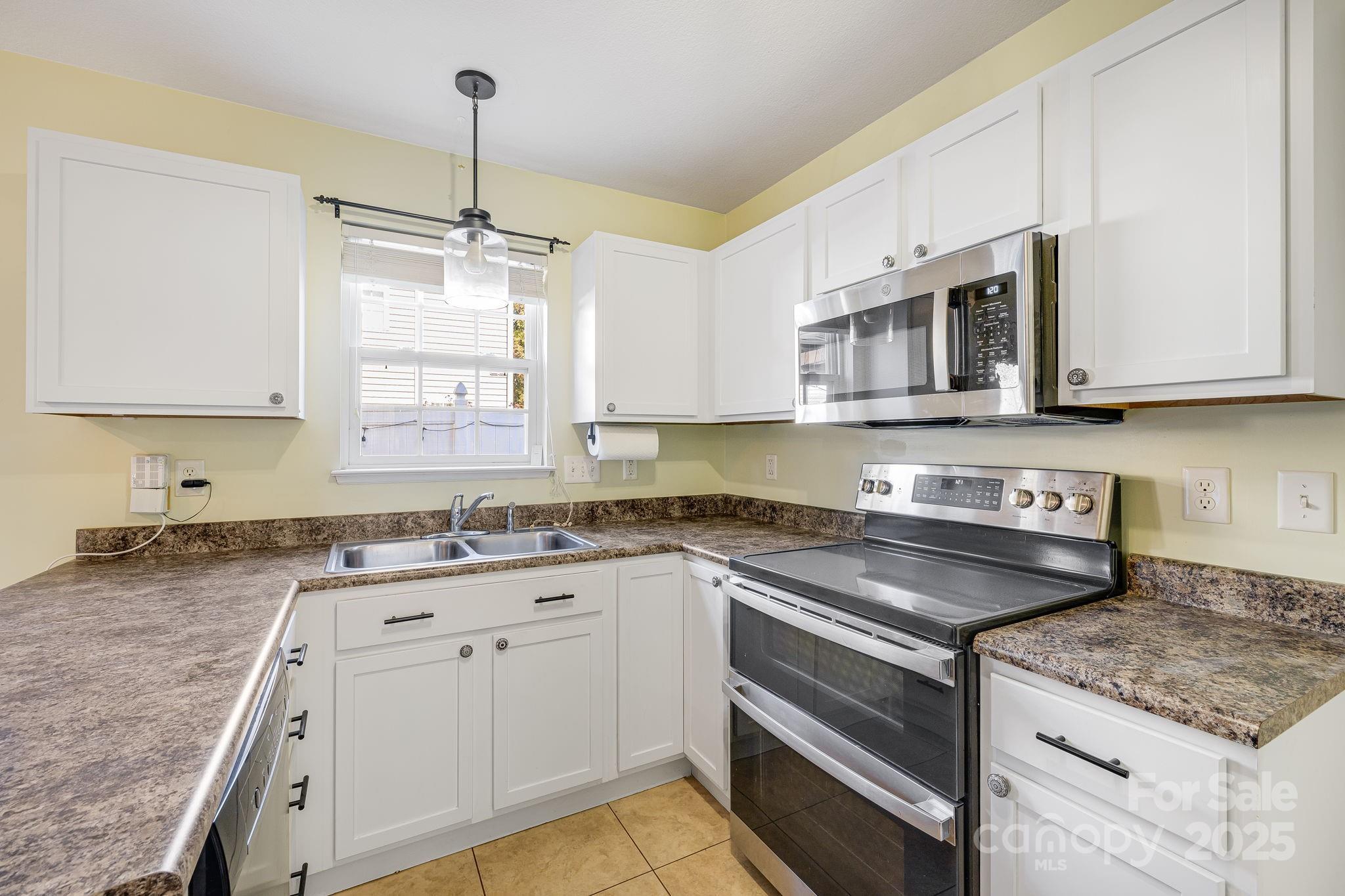48 Lanceford Circle Fletcher NC 28732