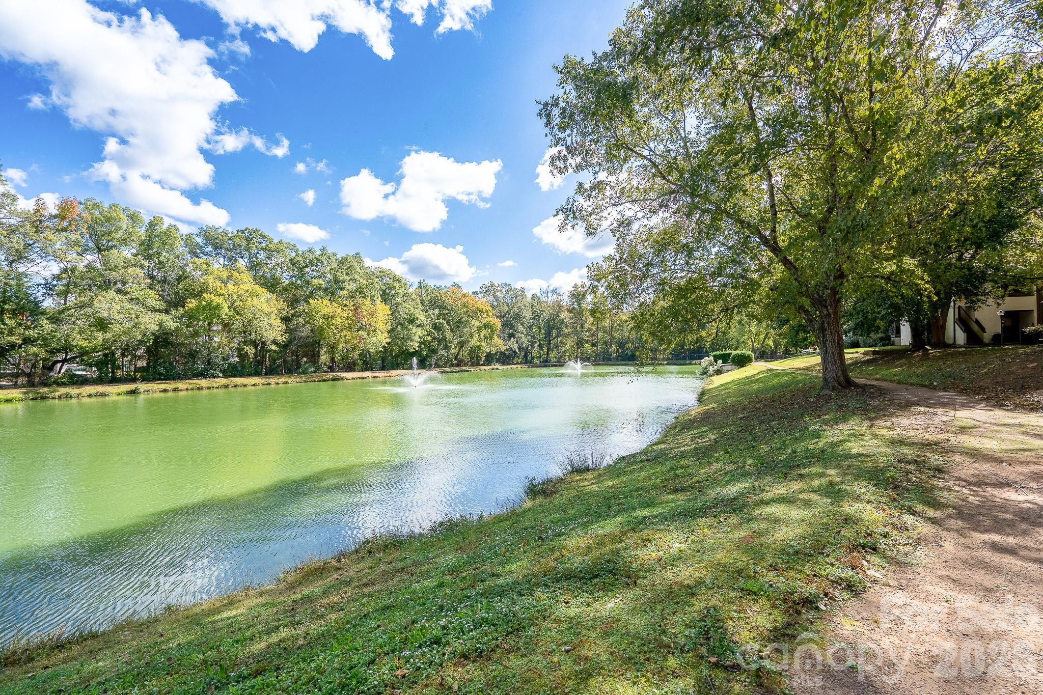 7309 Winery Lane Charlotte NC 28227