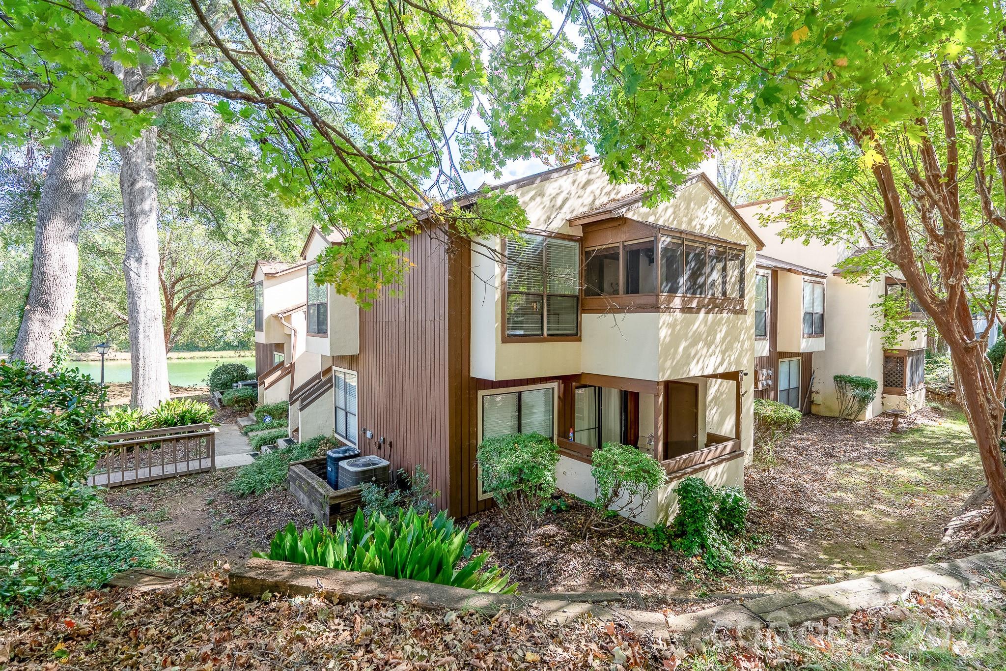 7309 Winery Lane Charlotte NC 28227