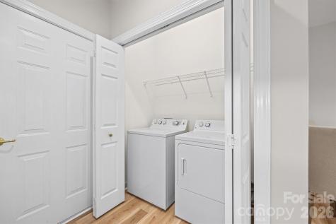 8228 Windsor Ridge Drive Charlotte NC 28277