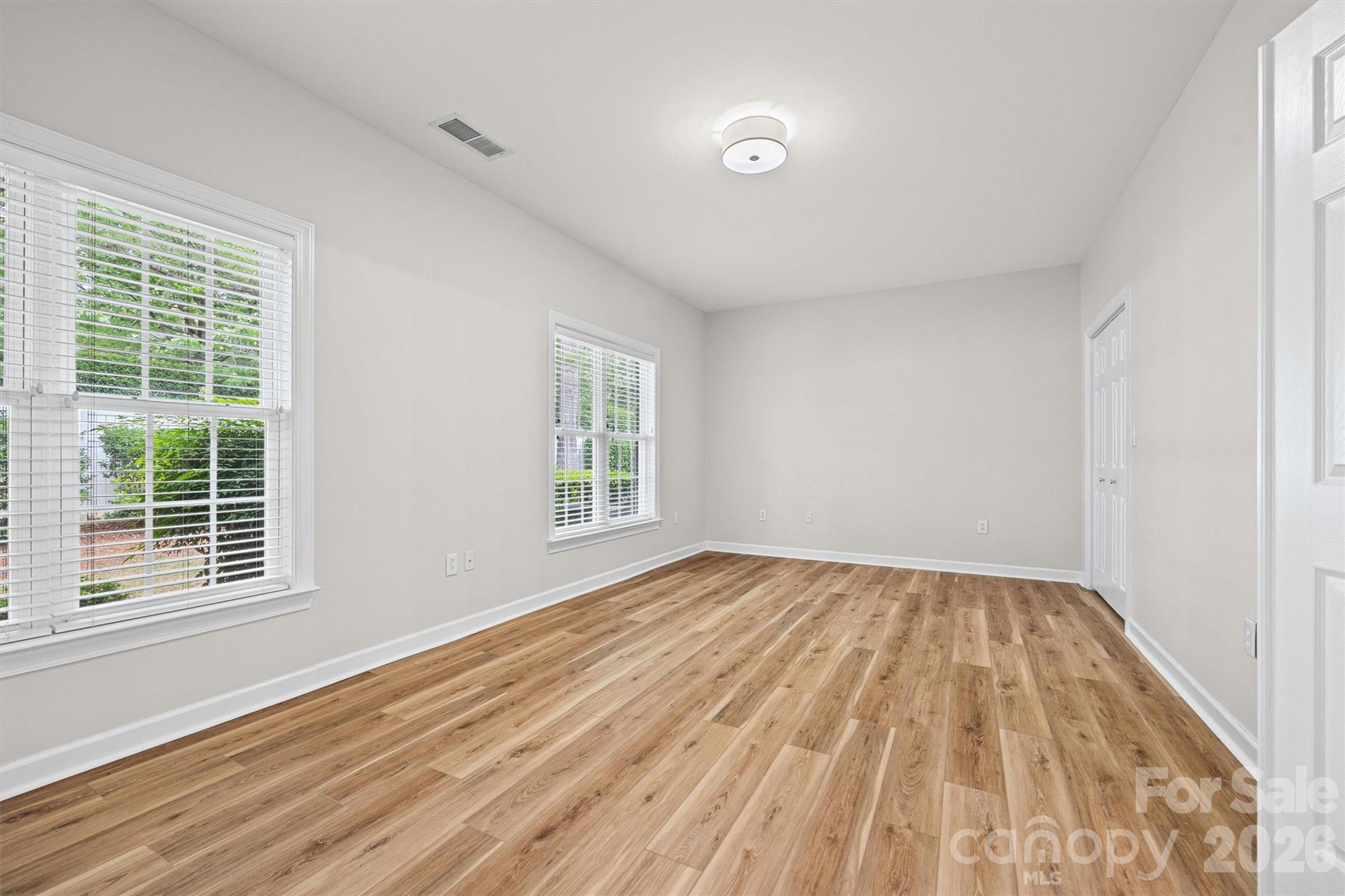8228 Windsor Ridge Drive Charlotte NC 28277