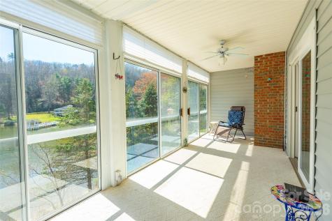 116 Lakeview Court Brevard NC 28712