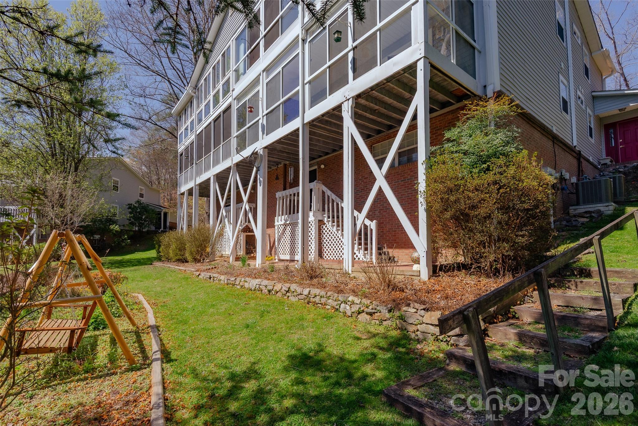 116 Lakeview Court Brevard NC 28712