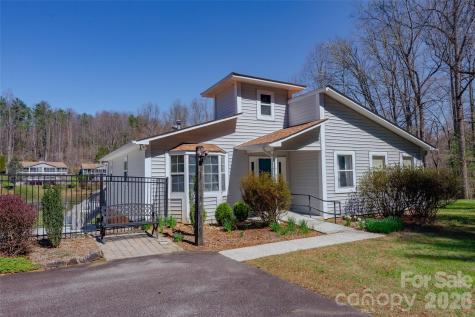 116 Lakeview Court Brevard NC 28712