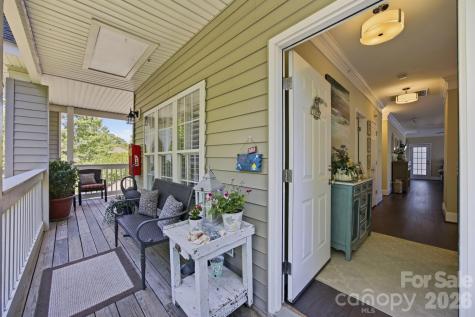 8942 Rosalyn Glen Road Cornelius NC 28031