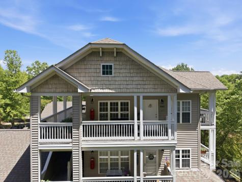 8942 Rosalyn Glen Road Cornelius NC 28031