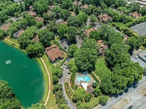 7378 Winery Lane Charlotte NC 28227