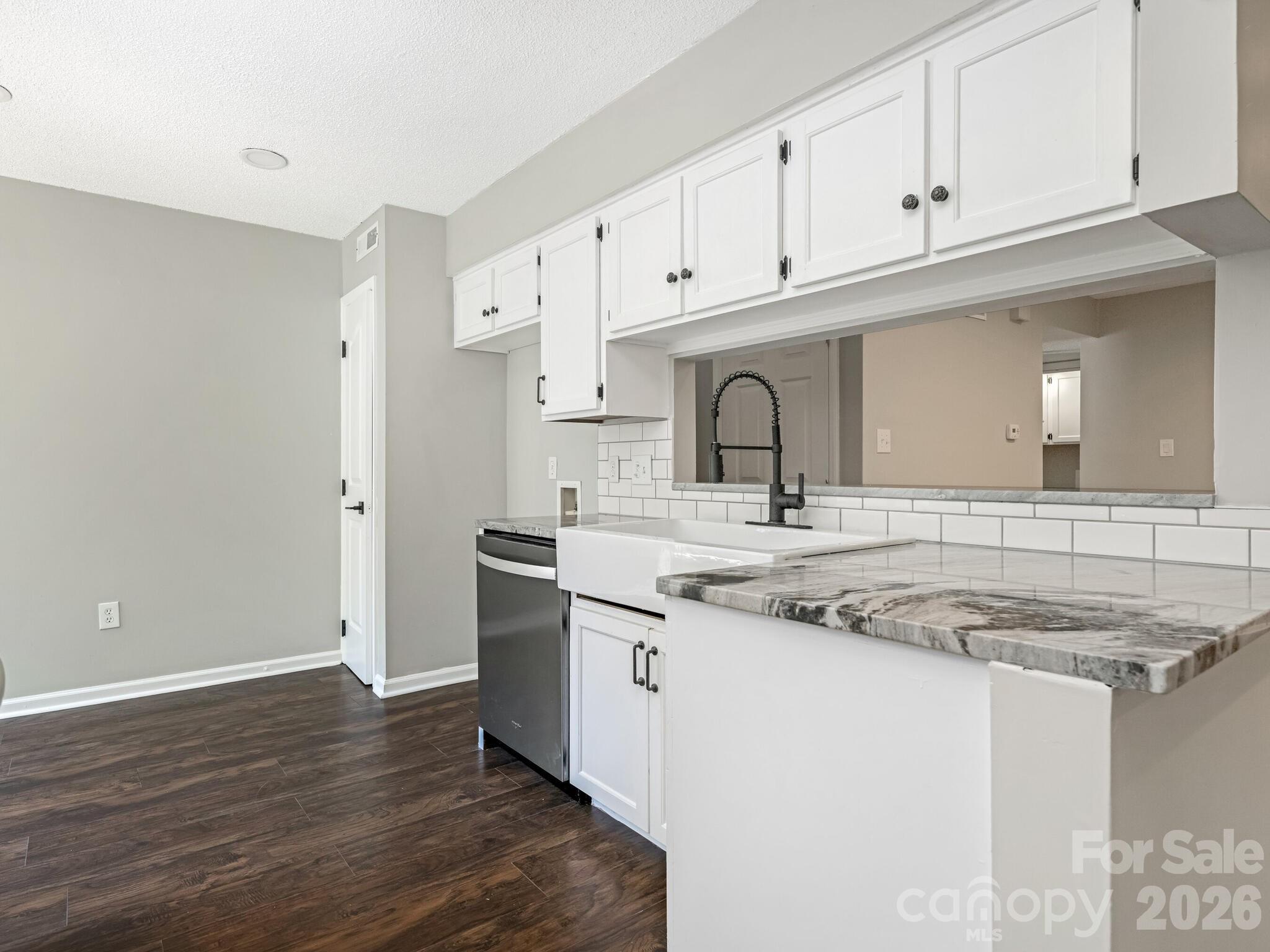 7378 Winery Lane Charlotte NC 28227