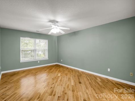 4 Rathfarnham Road Asheville NC 28803