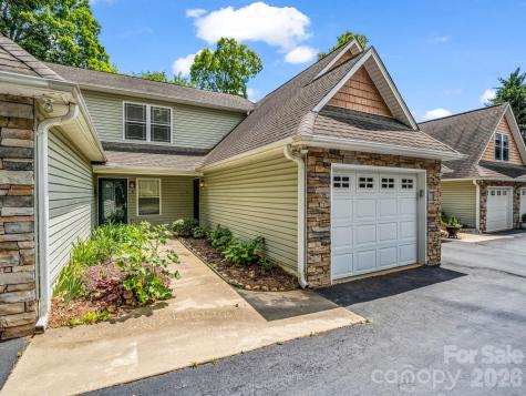 4 Rathfarnham Road Asheville NC 28803