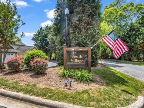 4 Rathfarnham Road Asheville NC 28803