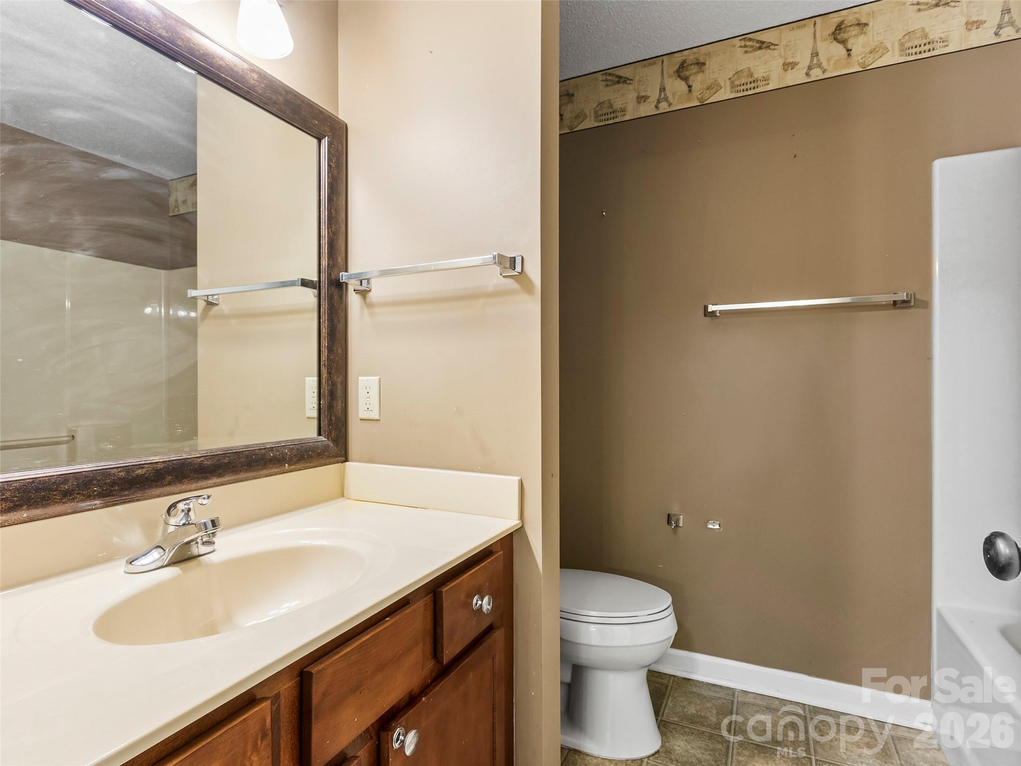 1704 Deermouse Way Hendersonville NC 28792