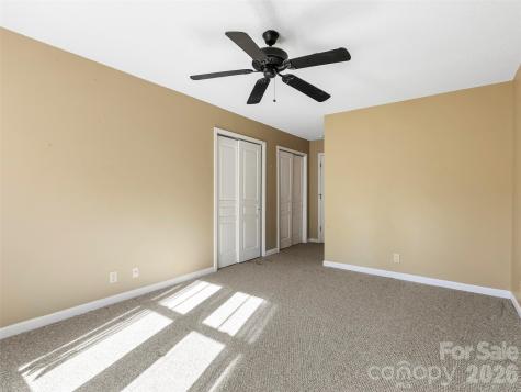 1704 Deermouse Way Hendersonville NC 28792
