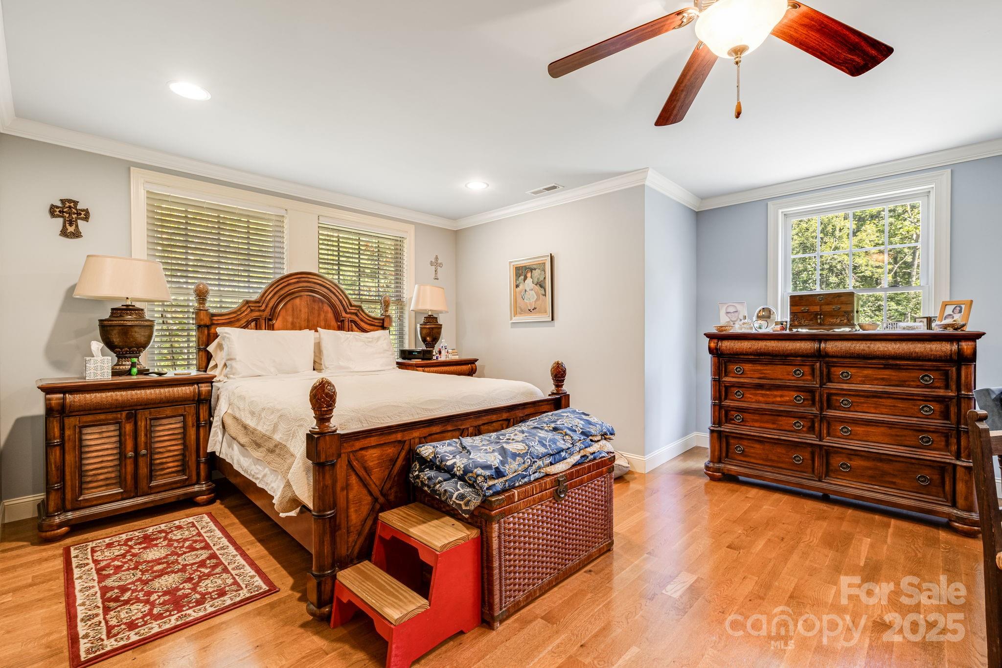 28 Trafalgar Circle Asheville NC 28805
