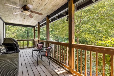 28 Trafalgar Circle Asheville NC 28805