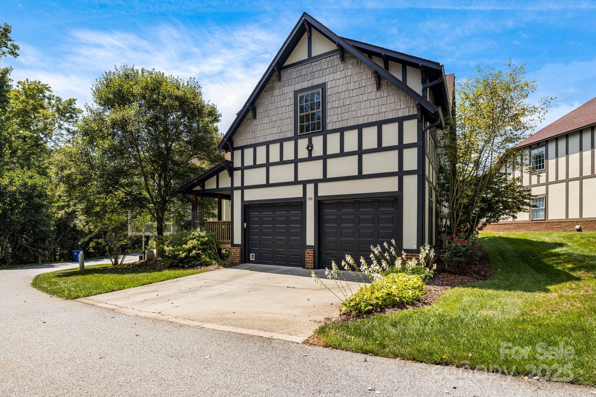 28 Trafalgar Circle Asheville NC 28805