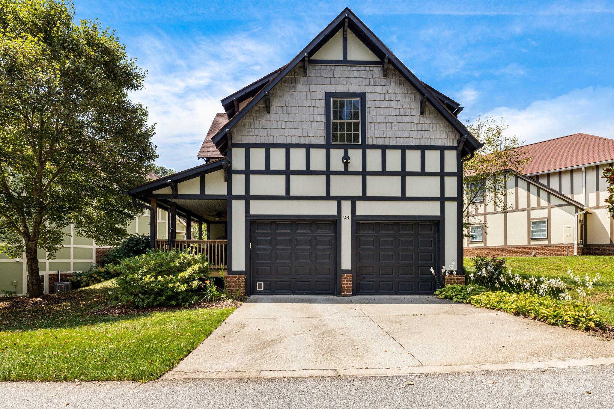 28 Trafalgar Circle Asheville NC 28805