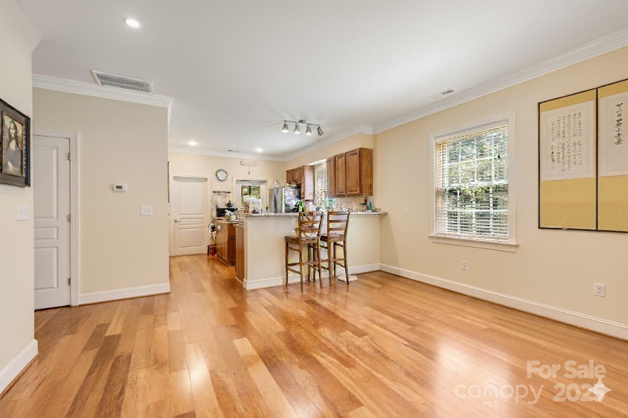 28 Trafalgar Circle Asheville NC 28805