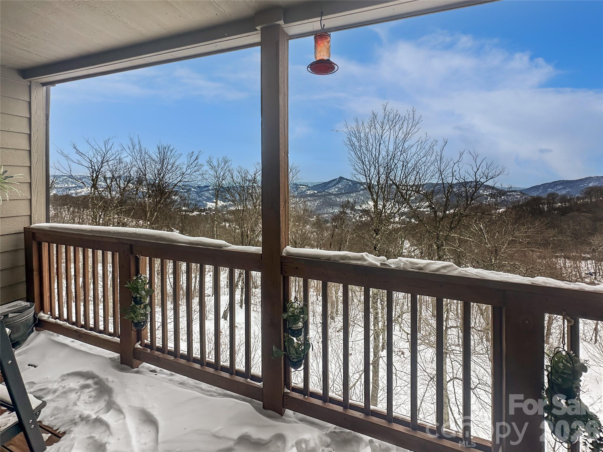 102 Sugar Ski Drive Sugar Mountain NC 28604