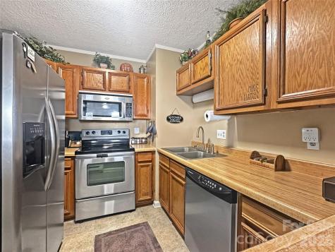 102 Sugar Ski Drive Sugar Mountain NC 28604