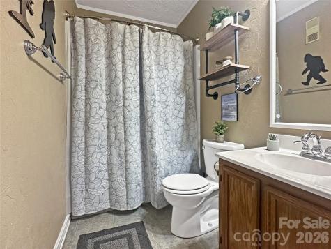 102 Sugar Ski Drive Sugar Mountain NC 28604