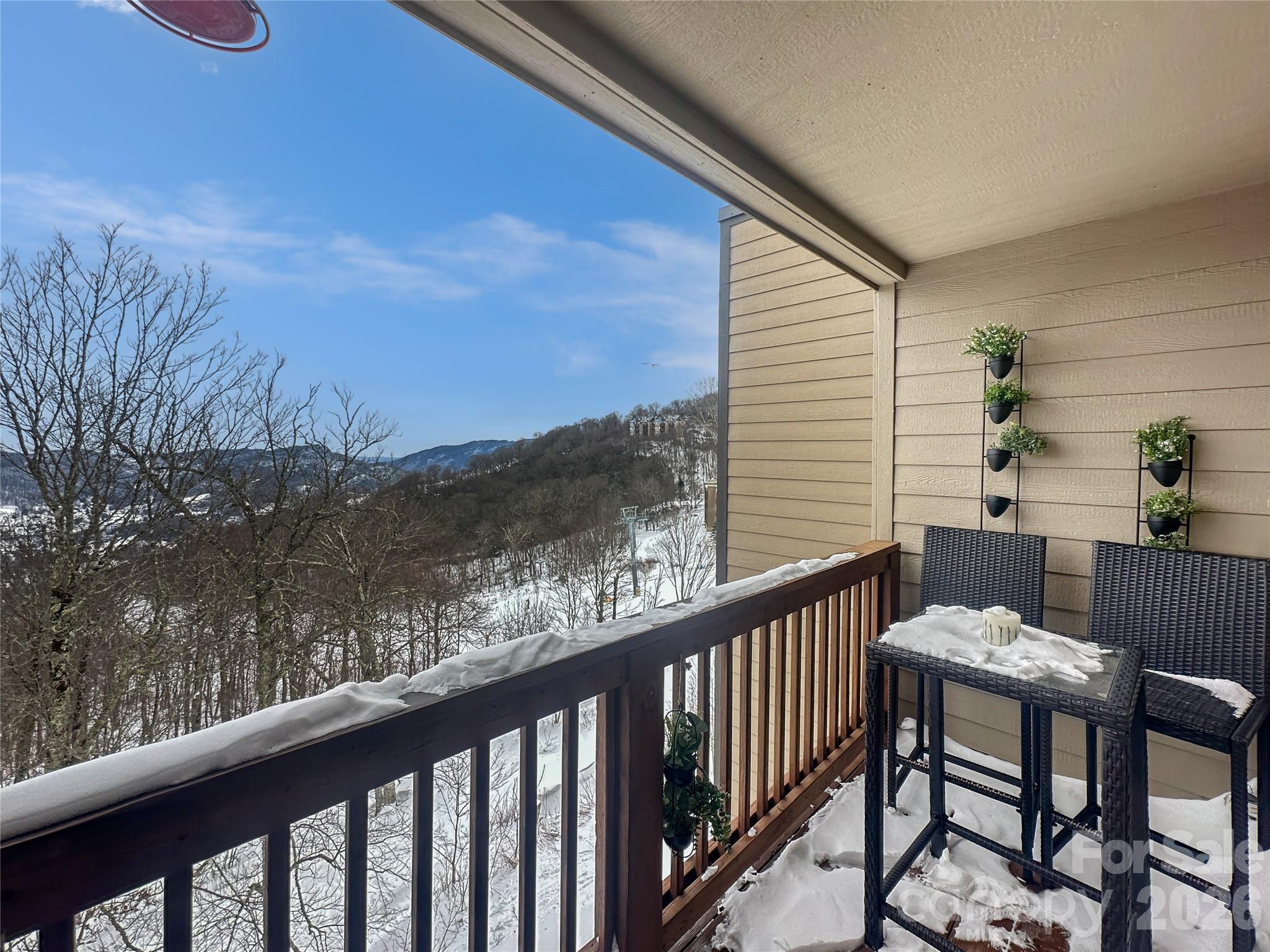 102 Sugar Ski Drive Sugar Mountain NC 28604