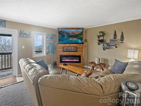 102 Sugar Ski Drive Sugar Mountain NC 28604