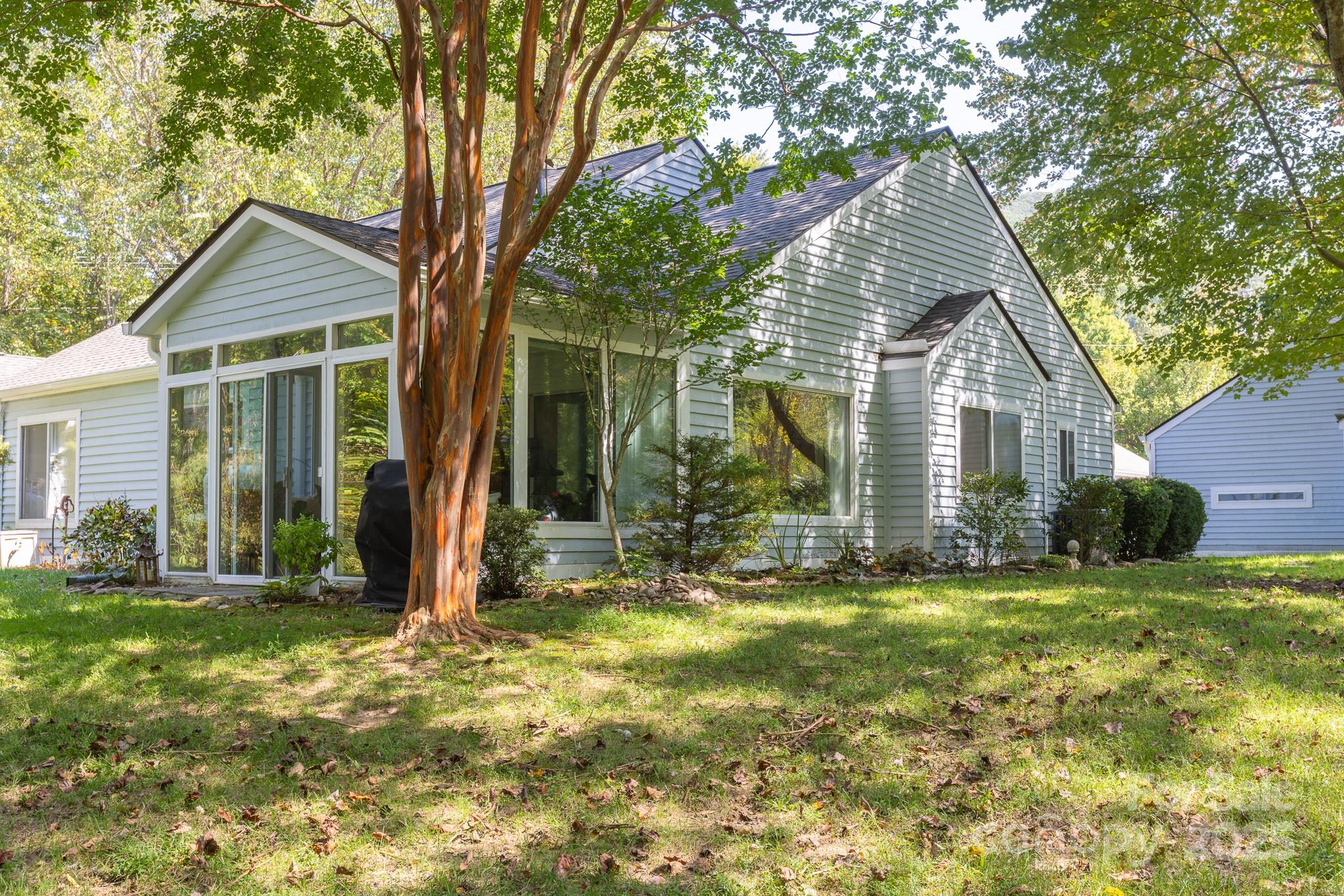 104 Llama Way Black Mountain NC 28711