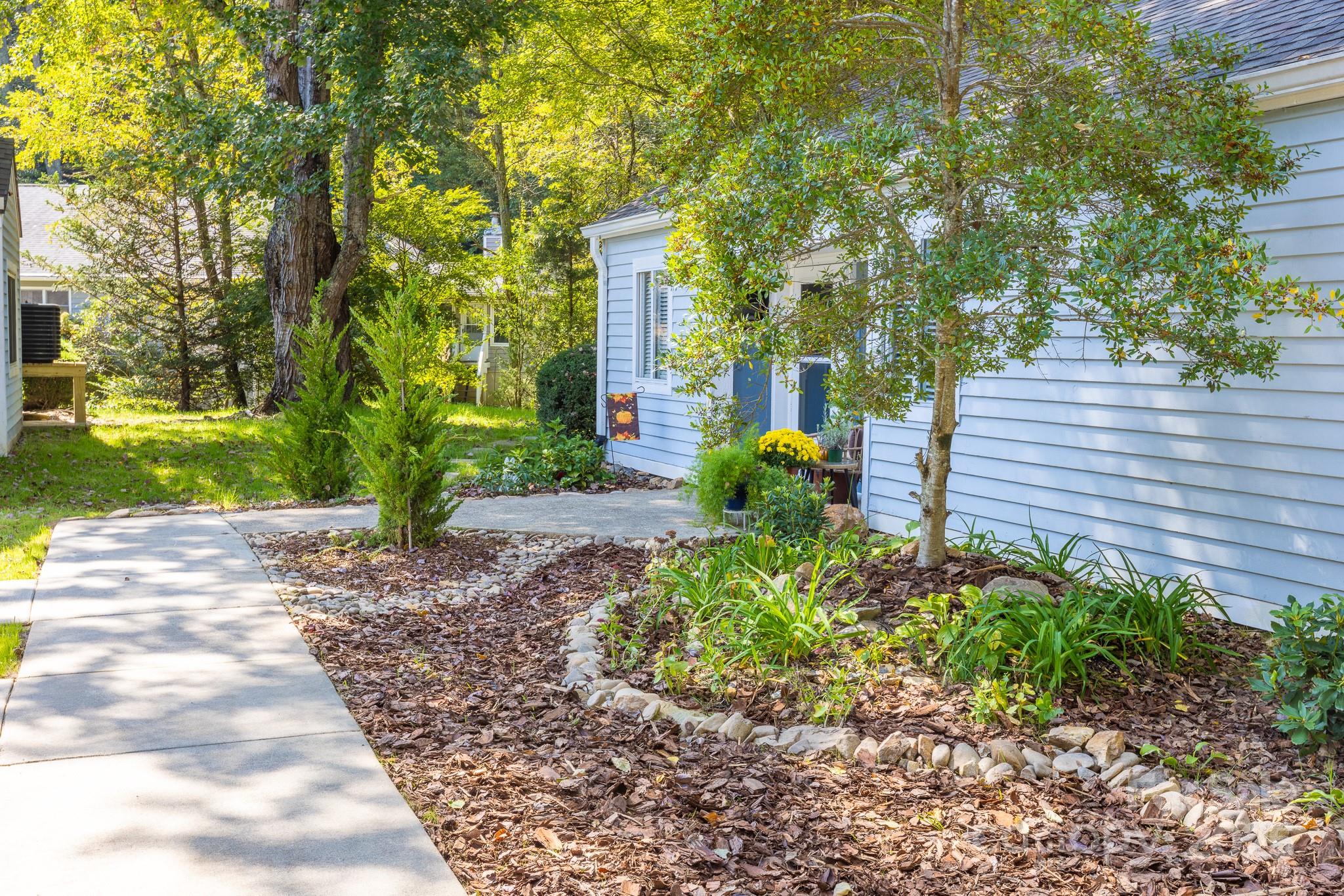 104 Llama Way Black Mountain NC 28711