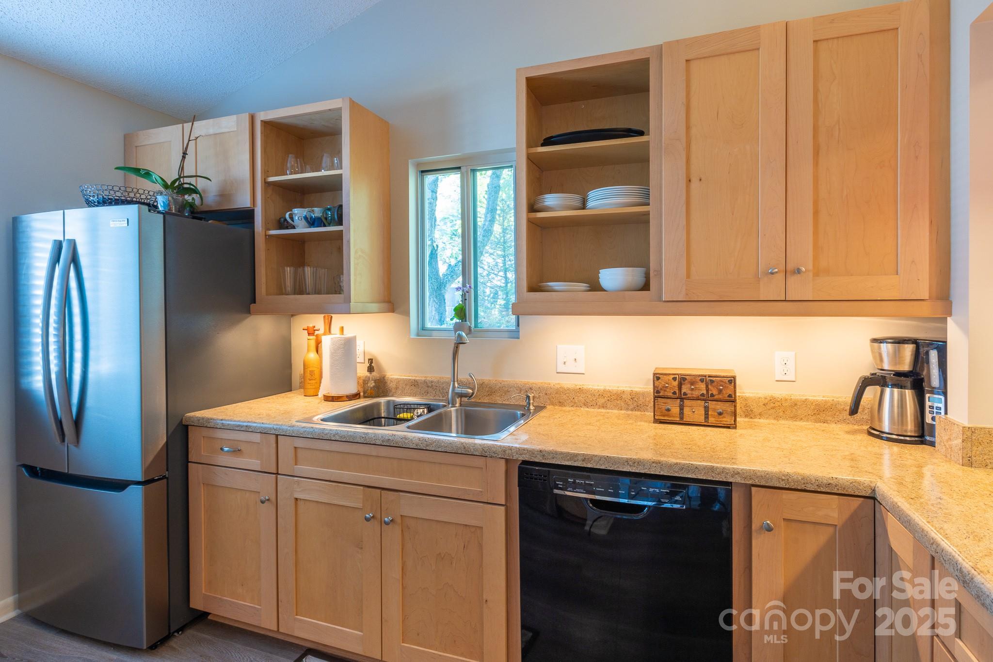 104 Llama Way Black Mountain NC 28711