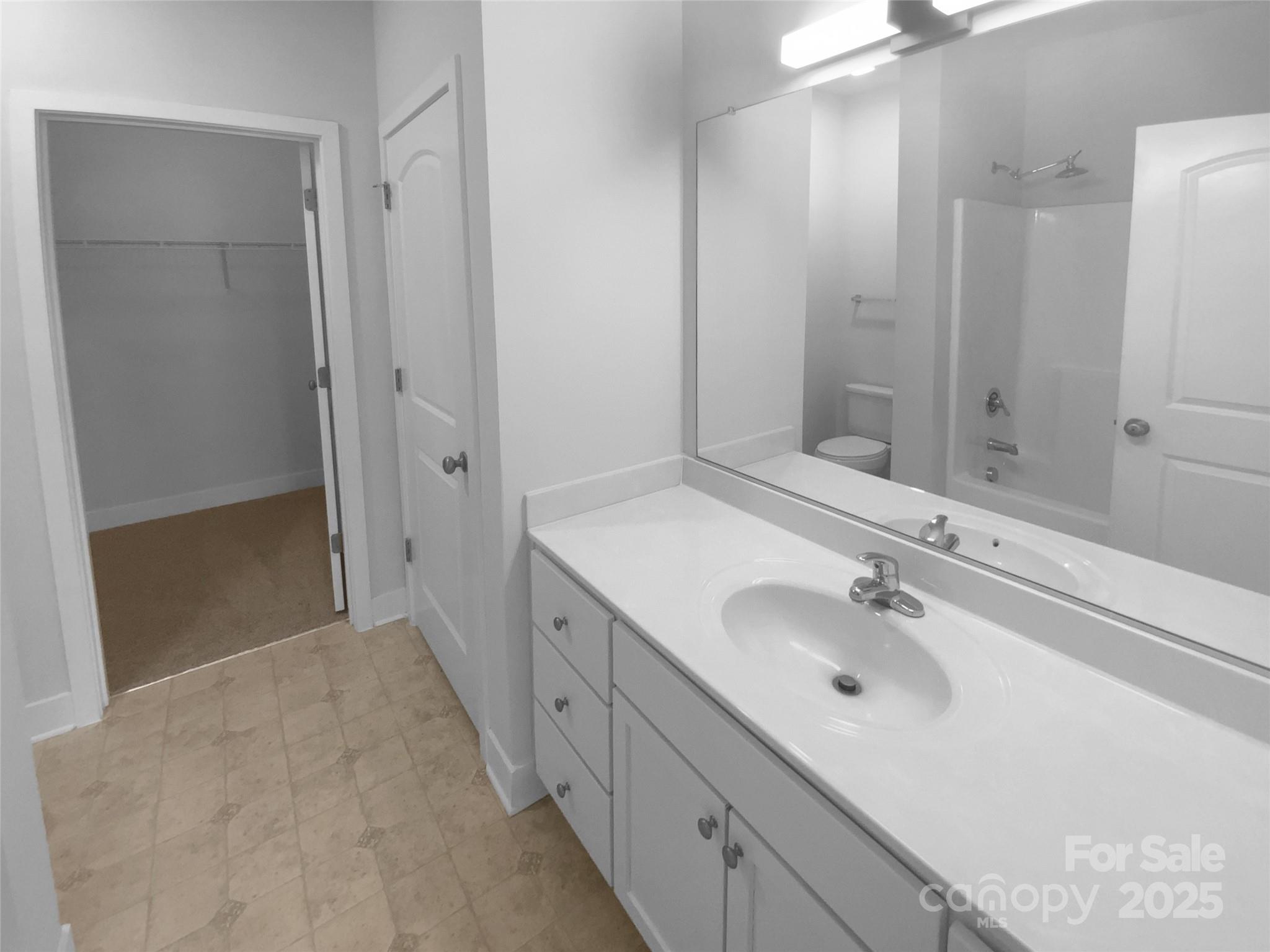 1031 Skyline View Way Charlotte NC 28204