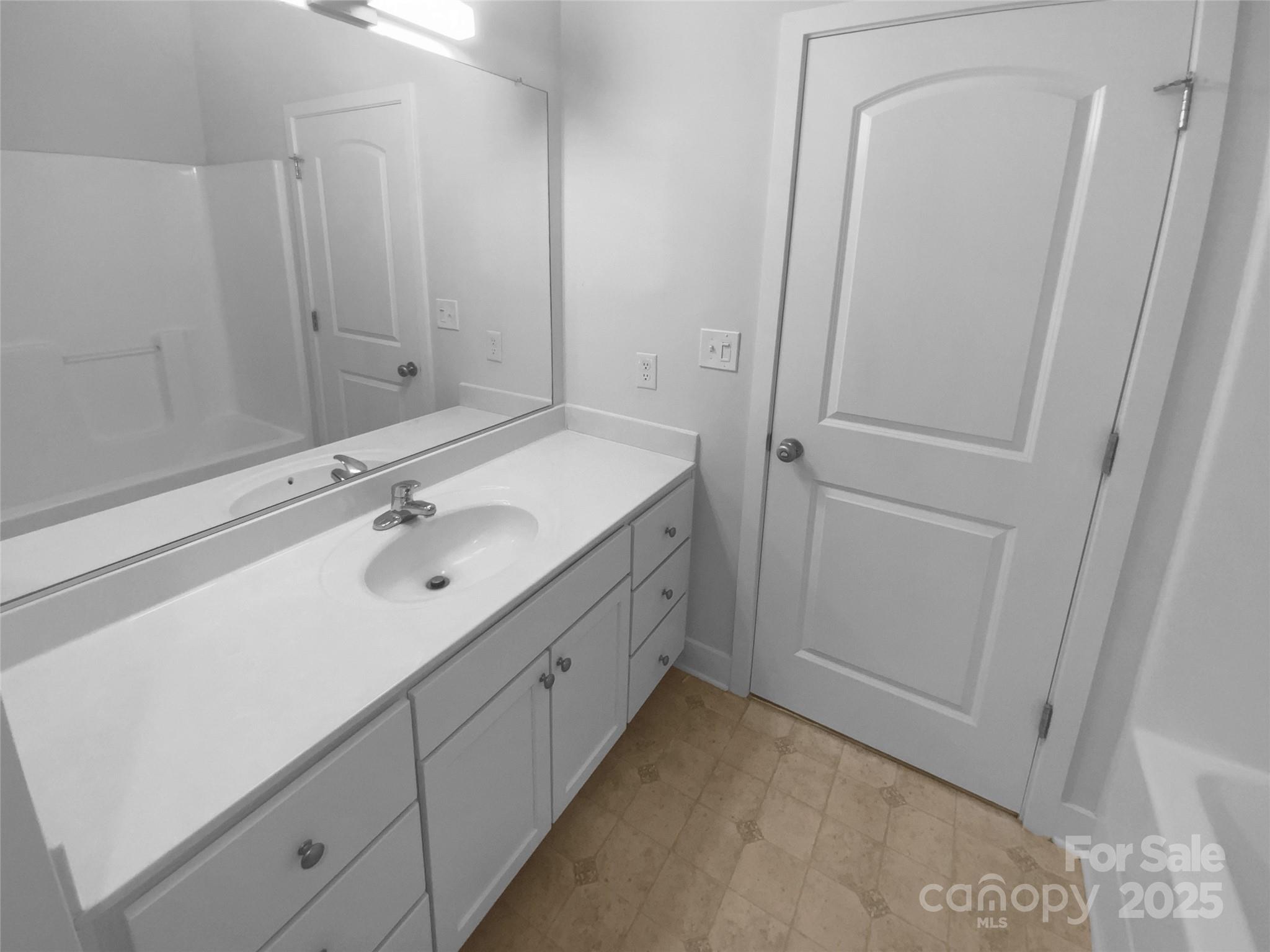 1031 Skyline View Way Charlotte NC 28204
