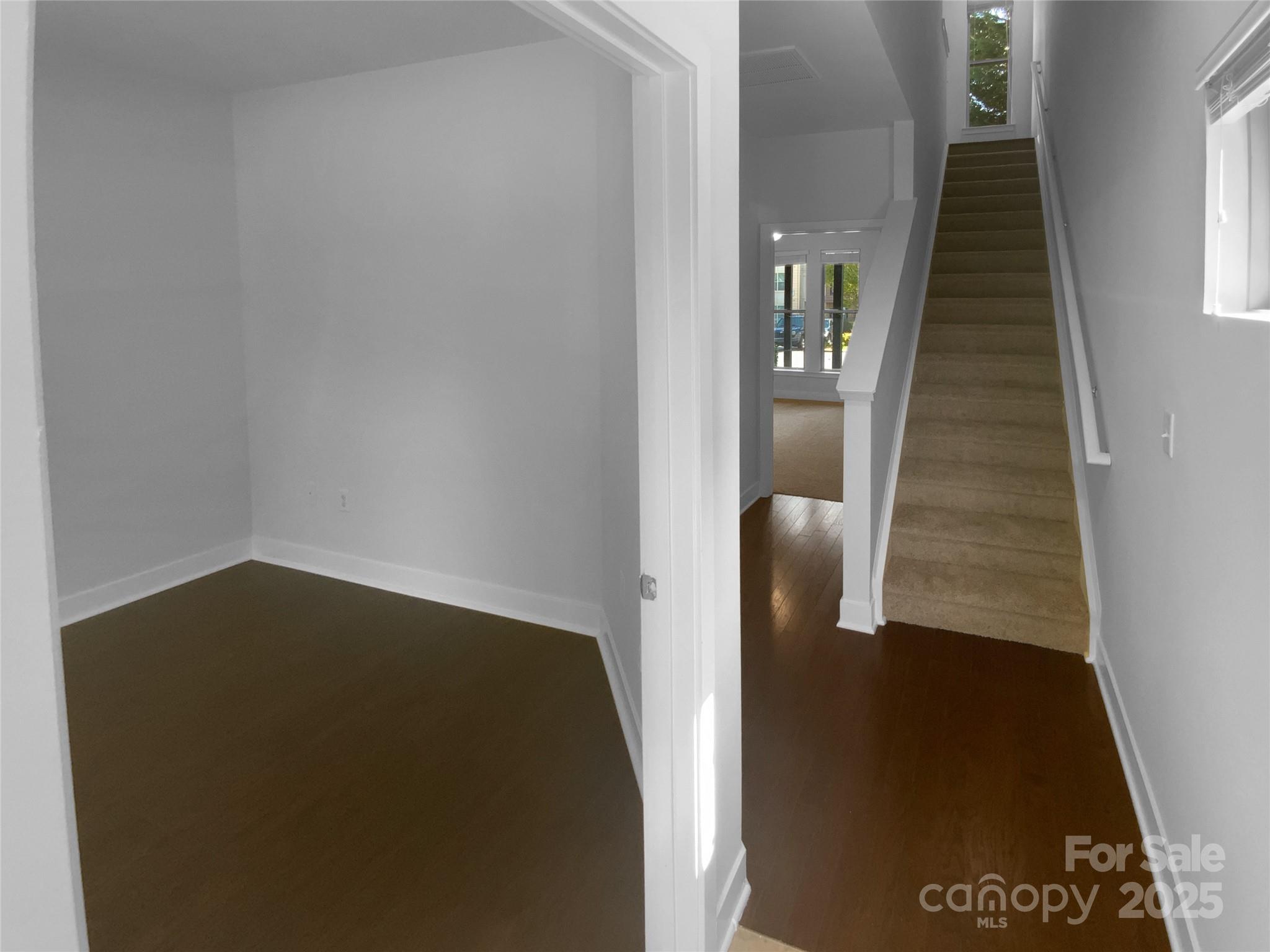 1031 Skyline View Way Charlotte NC 28204