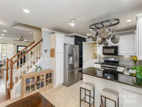 24 Lanceford Circle Fletcher NC 28732