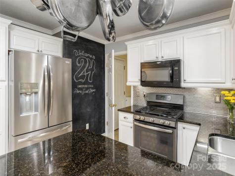 24 Lanceford Circle Fletcher NC 28732